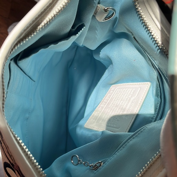 COACH Signature White Crossbody Shoulder Bag w/ Embroidered Floral & Bee Design - Picture 12 of 13